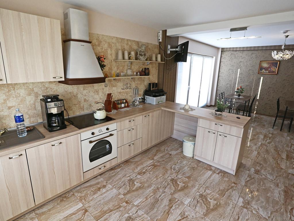 Juro Guest House Šiauliai Buitenkant foto