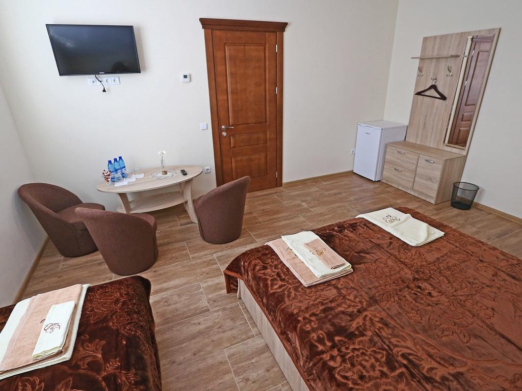 Juro Guest House Šiauliai Buitenkant foto