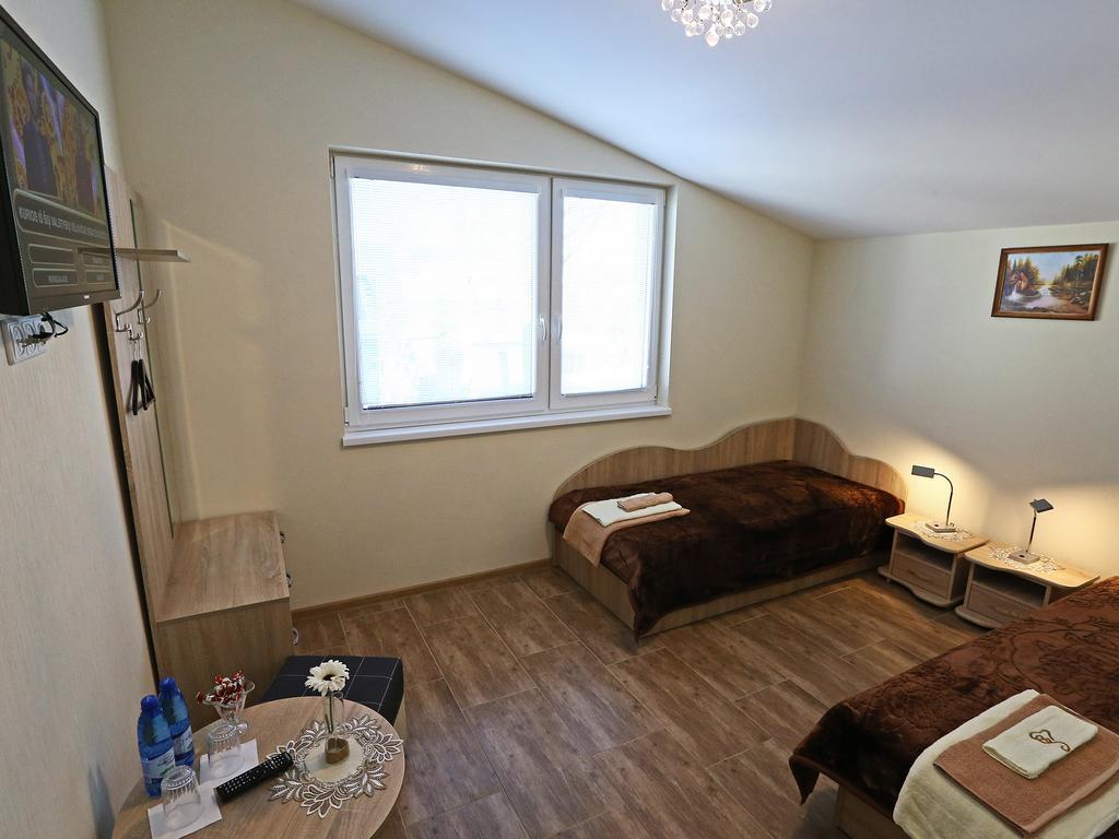 Juro Guest House Šiauliai Buitenkant foto